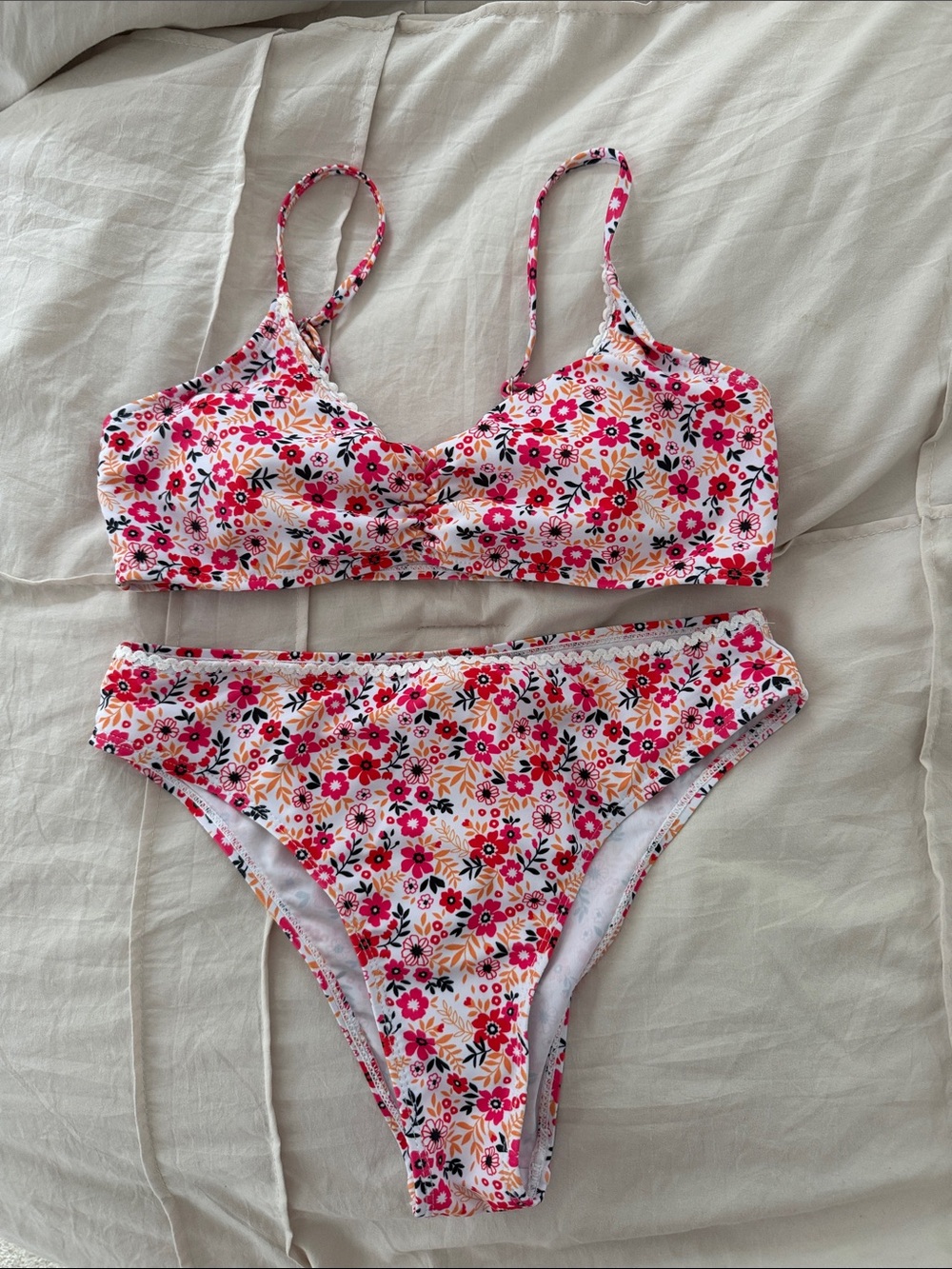Cute flowered bikini